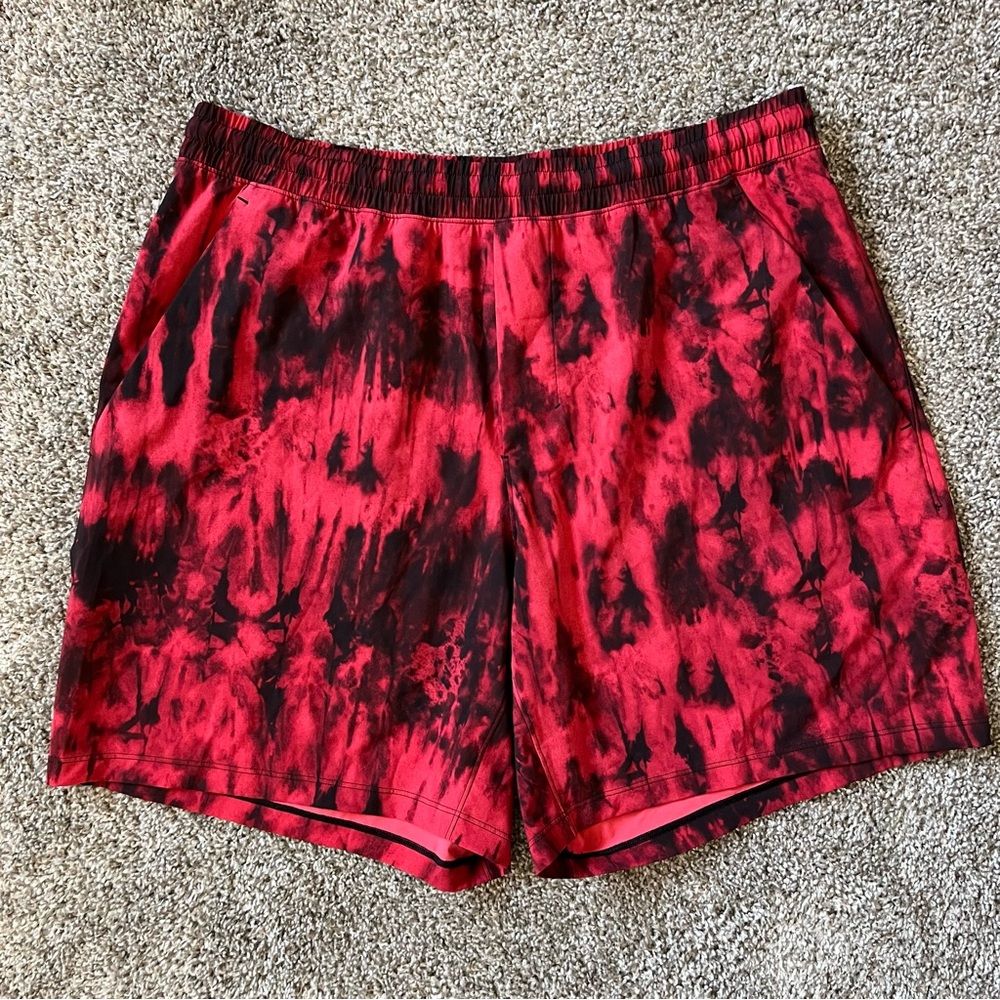 Lululemon Athletica Men’s Athletic Shorts Size 34